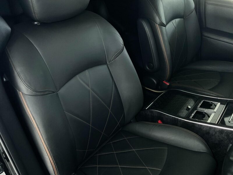 2019 Nissan Elgrand 350Highway Star Premium Urban Chrome (PE52)
