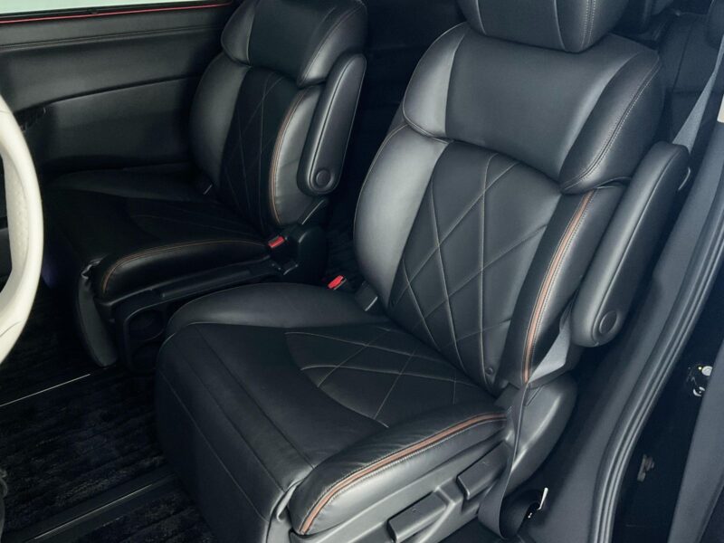 2019 Nissan Elgrand 350Highway Star Premium Urban Chrome (PE52)