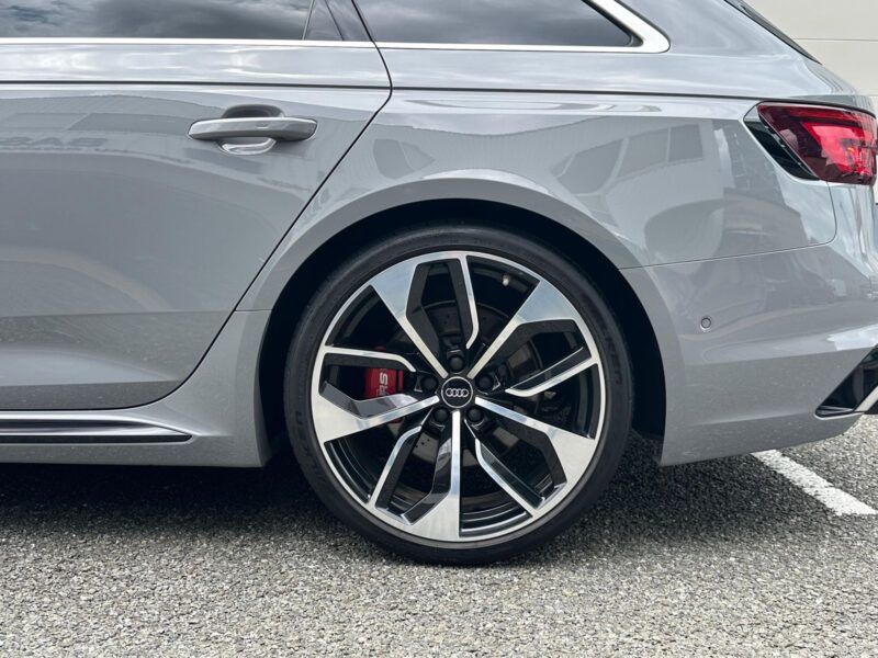 2020 AUDI RS4 Avant