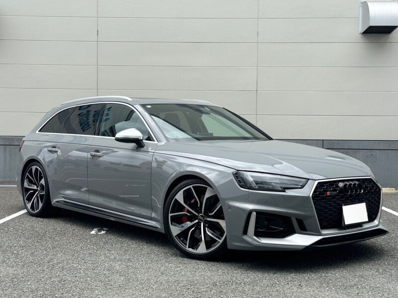2020 AUDI RS4 Avant