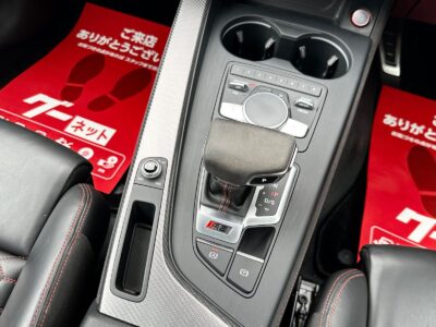 2020 AUDI RS4 Avant