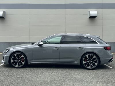 2020 AUDI RS4 Avant