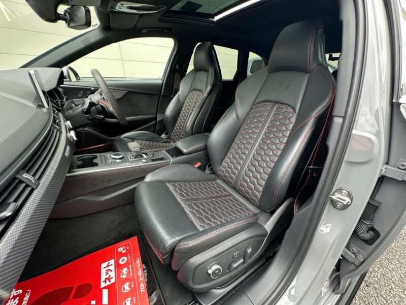 2020 AUDI RS4 Avant
