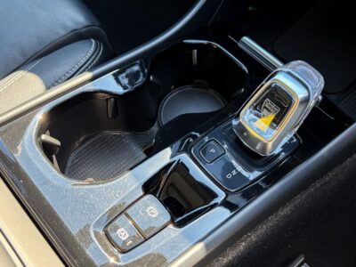 2019 VOLVO XC40 T4 AWD Momentum (XB420XC)