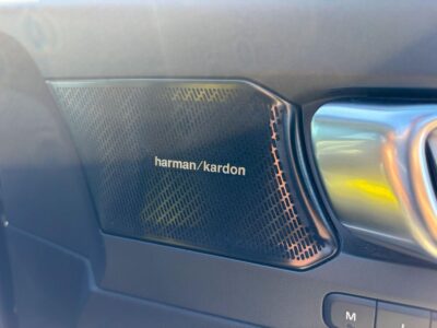2019 VOLVO XC40 T4 AWD Momentum (XB420XC)