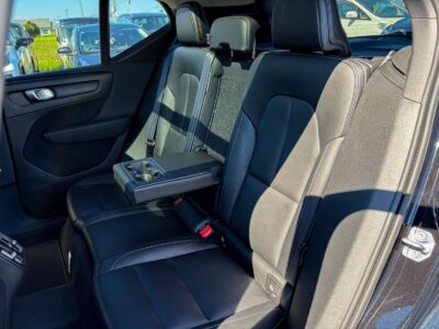2019 VOLVO XC40 T4 AWD Momentum (XB420XC)