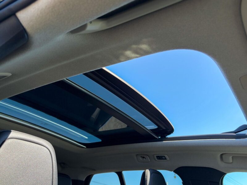 2019 VOLVO XC40 T4 AWD Momentum (XB420XC)