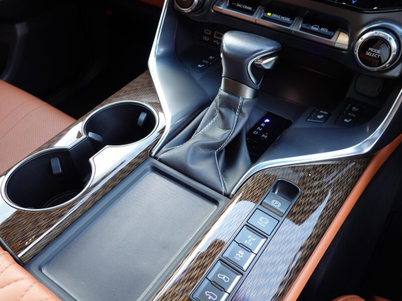 2022 LEXUS LX600 Executive