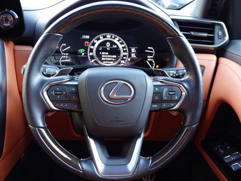 2022 LEXUS LX600 Executive