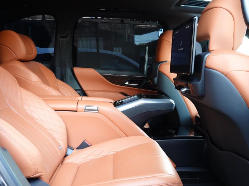 2022 LEXUS LX600 Executive