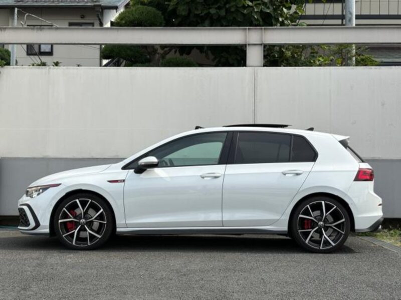 2022 Volkswagen Golf GTI Mk8