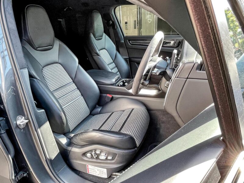 2020 Porsche Cayenne Turbo Coupe
