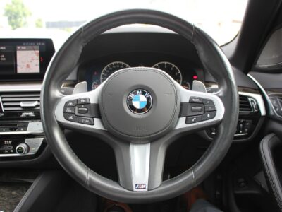 2019 BMW 530i Touring M Sport (ABA-JT20)