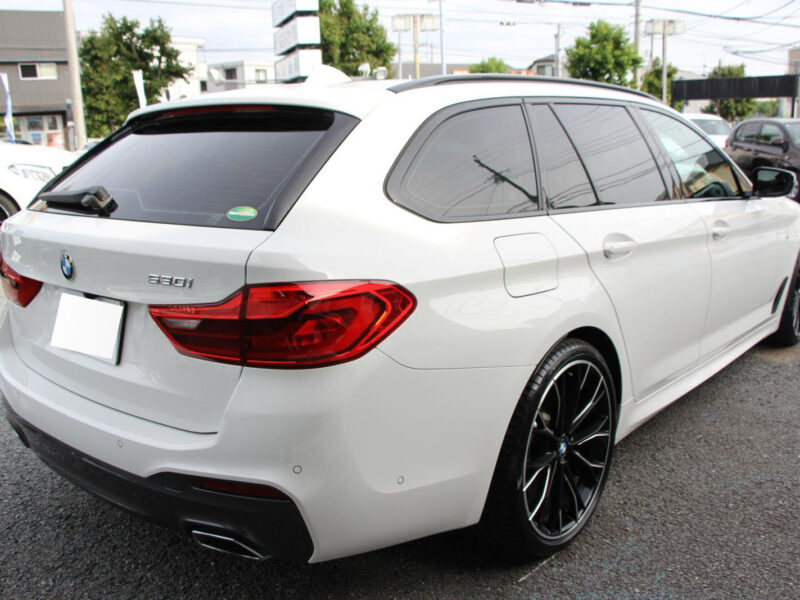 2019 BMW 530i Touring M Sport (ABA-JT20)