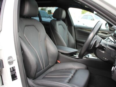 2019 BMW 530i Touring M Sport (ABA-JT20)