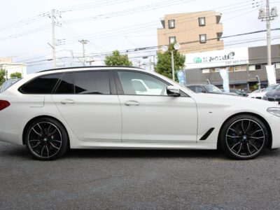 2019 BMW 530i Touring M Sport (ABA-JT20)