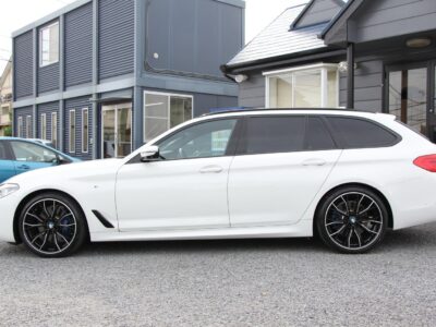 2019 BMW 530i Touring M Sport (ABA-JT20)