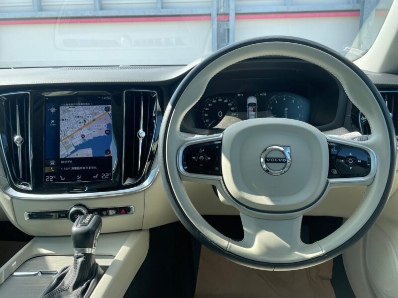 2019 Volvo V60 Cross Country T5 AWD PRO