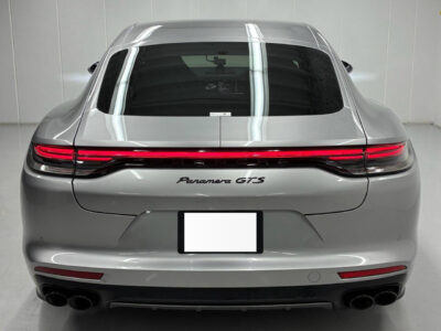 2020 Porsche Panamera GTS PDK