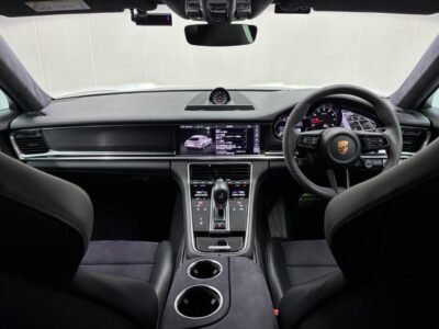 2020 Porsche Panamera GTS PDK
