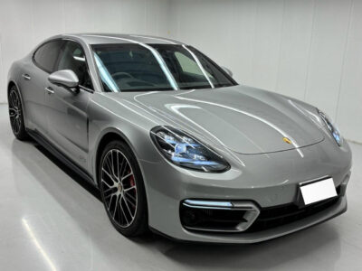 2020 Porsche Panamera GTS PDK