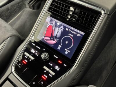 2020 Porsche Panamera GTS PDK