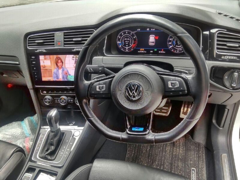 2019 Volkswagen Golf R
