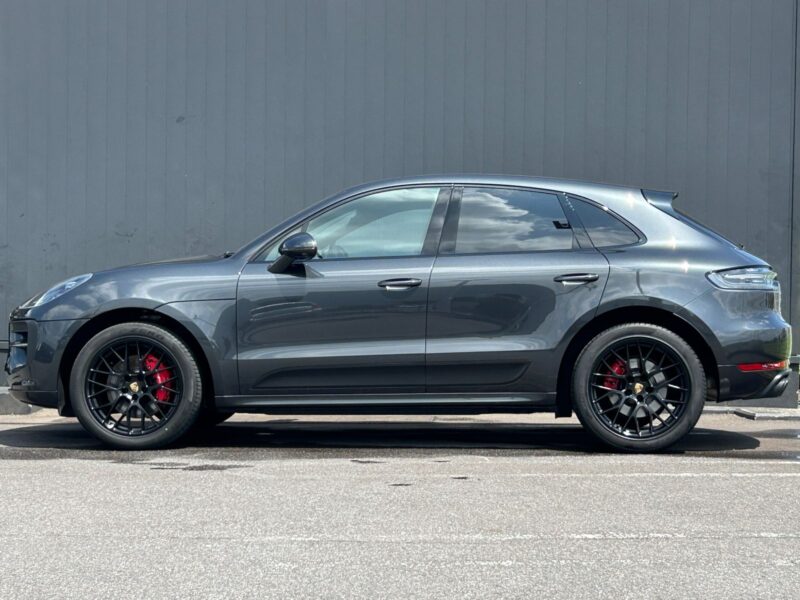 2020 Porsche Macan GTS PDK (J1L29)