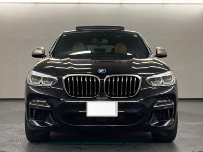 2019/12 BMW X4 M40i (3BA-2V30)