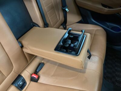 2019/12 BMW X4 M40i (3BA-2V30)