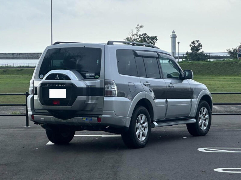 2019 Mitsubishi Pajero Final Edition - 700-Unit Limited Car (LDA-V98W)