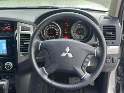 2019 Mitsubishi Pajero Final Edition - 700-Unit Limited Car (LDA-V98W)