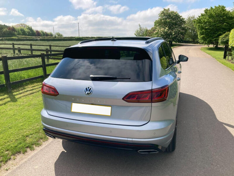 2020 Volkswagen Touareg 3.0TDI V6 Black Edition Tiptronic 4Motion