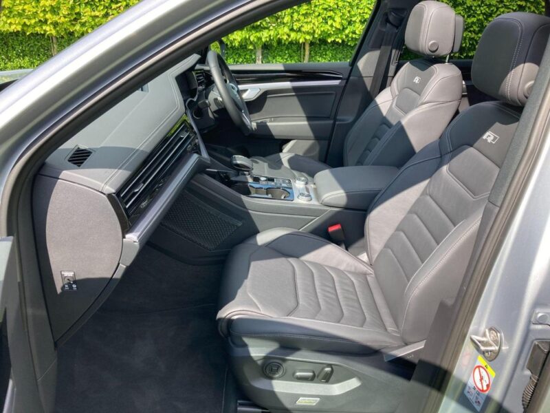 2020 Volkswagen Touareg 3.0TDI V6 Black Edition Tiptronic 4Motion