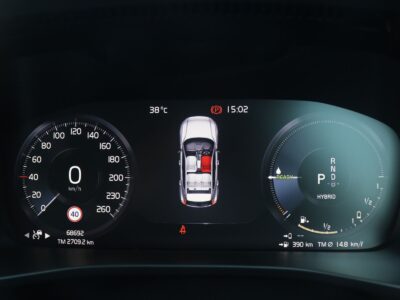 2020 VOLVO XC40 Recharge Plug In Hybrid T5 Inscription (5LA-XB3154XCP)