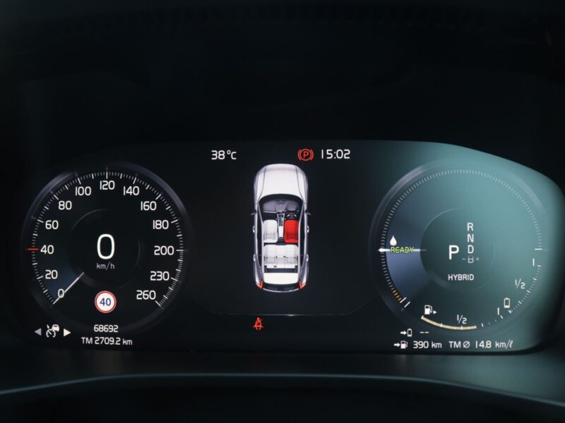 2020 VOLVO XC40 Recharge Plug In Hybrid T5 Inscription (5LA-XB3154XCP)