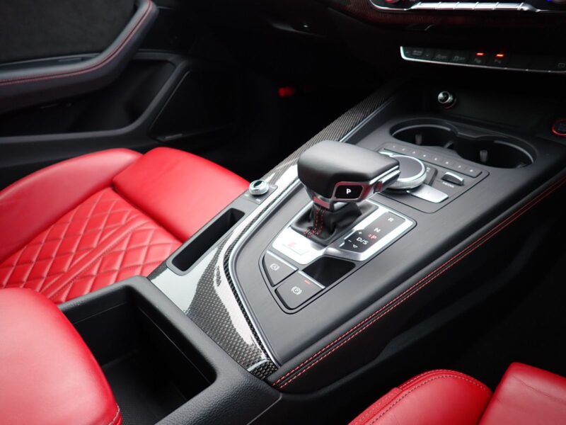 2019/10 AUDI S5