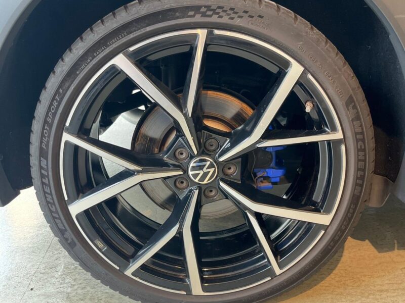 2022 Volkswagen Tiguan R (3BA-5NDNFF)