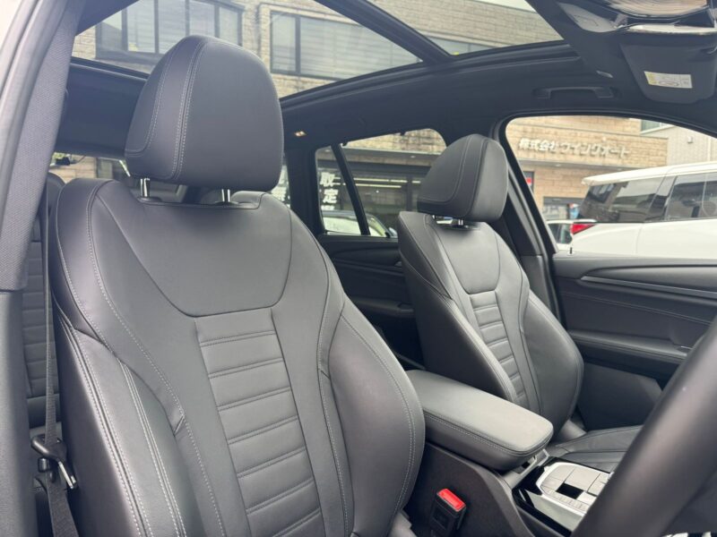 2022 BMW X3 M40d