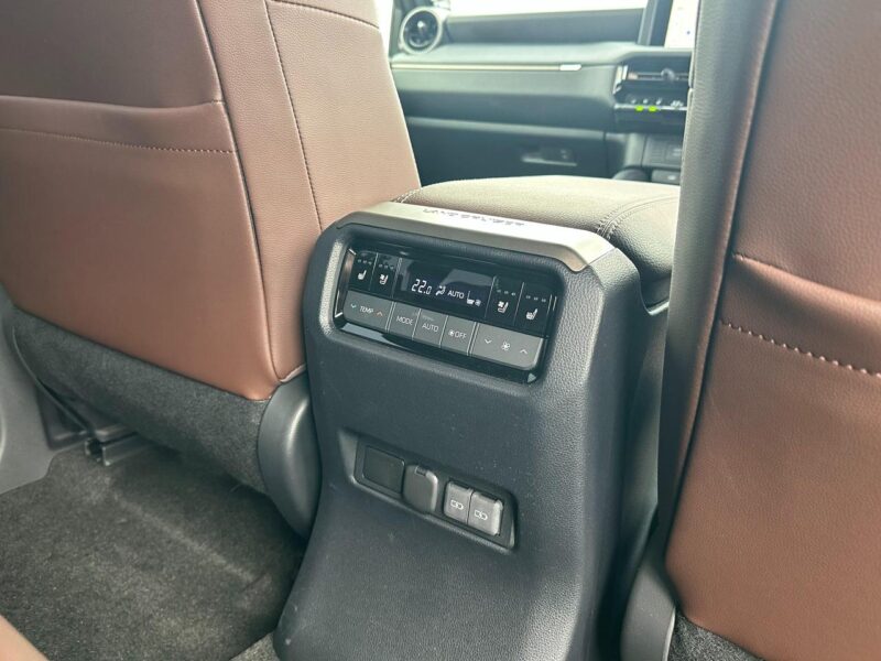 2024 Toyota Land Cruiser 250 2.8 ZX (3DA-GDJ250W)