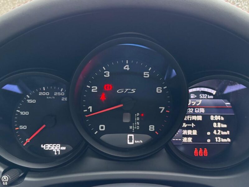 2020 Porsche Macan GTS (3BA-J1L29)