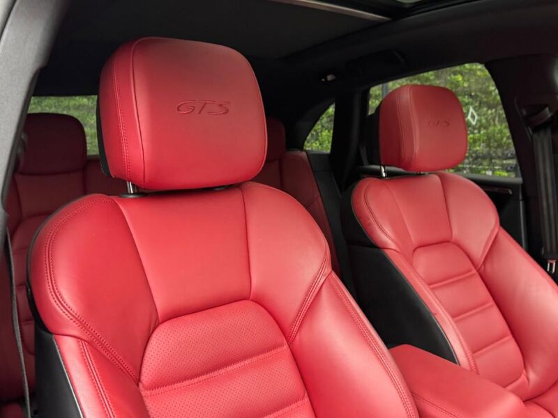 2020 Porsche Macan GTS (3BA-J1L29)
