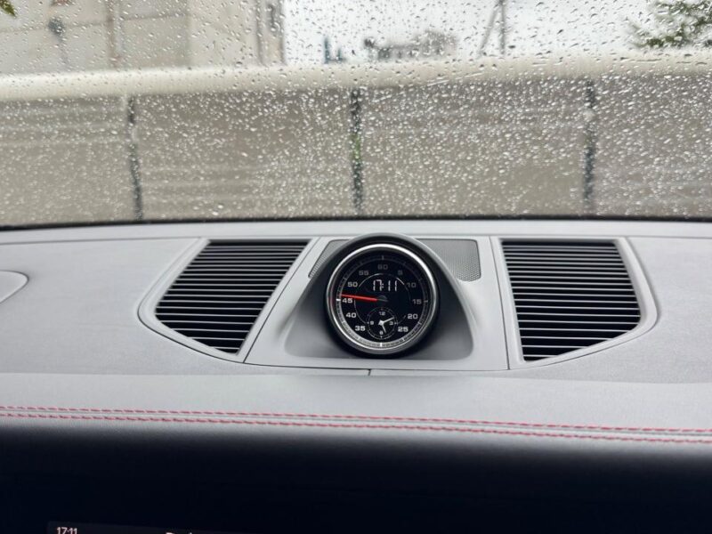 2020 Porsche Macan GTS (3BA-J1L29)