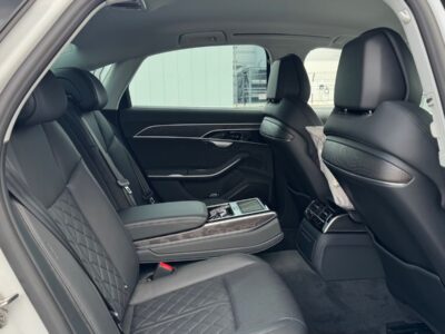 2021 AUDI A8 55TFSI Quattro (3AA-F8CZSF)