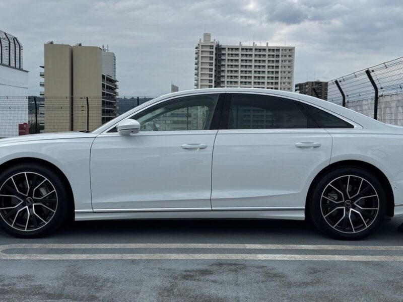 2021 AUDI A8 55TFSI Quattro (3AA-F8CZSF)
