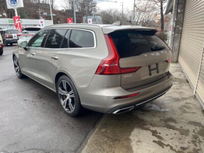 2020 VOLVO V60 T5 INSCRIPTION (DBA-ZB420)