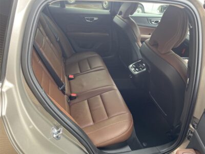 2020 VOLVO V60 T5 INSCRIPTION (DBA-ZB420)