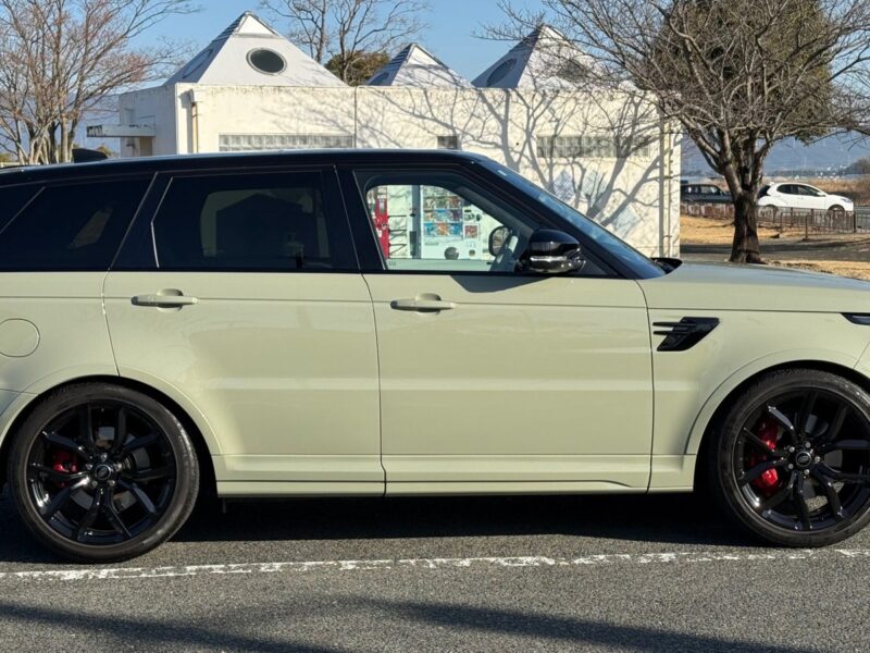 2022 Land Rover Range Rover Sport SVR Japan SV Edition - Limited to 9 cars (3BA-LW5SE)