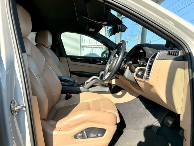 2020 PORSCHE CAYENNE COUPE e-HYBRID (3LA-E3L30A)