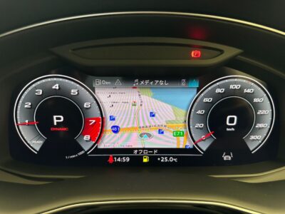 2023 AUDI SQ8 (3BA-F1DWRA)